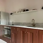 Con Terrazza E Parcheggio Privato * Pontedera