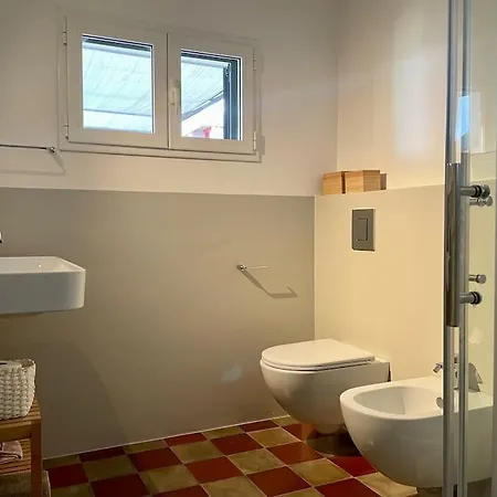 Con Terrazza E Parcheggio Privato * ポンテデーラ