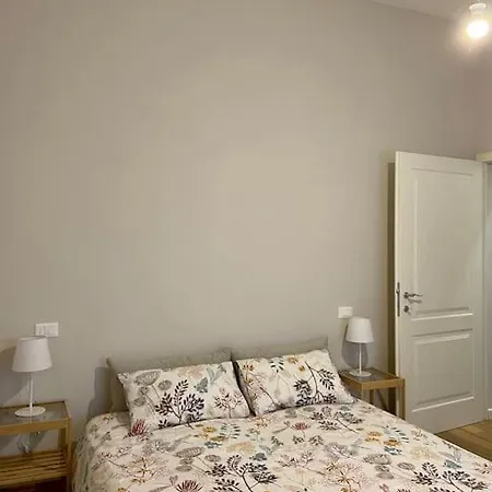 Con Terrazza E Parcheggio Privato * ポンテデーラ