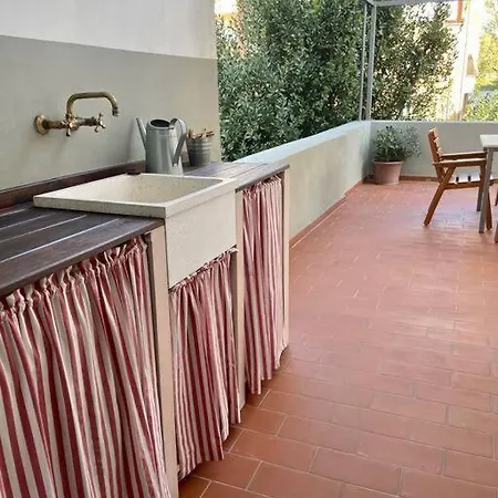 Con Terrazza E Parcheggio Privato * ポンテデーラ