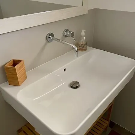 Con Terrazza E Parcheggio Privato * ポンテデーラ