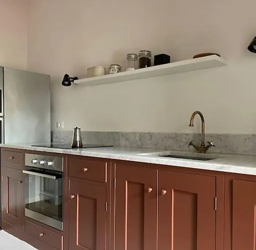 Con Terrazza E Parcheggio Privato * 蓬泰代拉