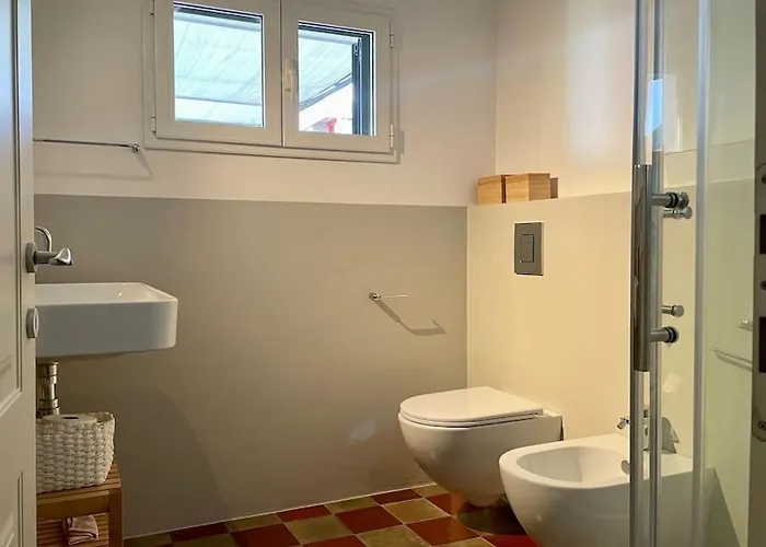Con Terrazza E Parcheggio Privato * Pontedera